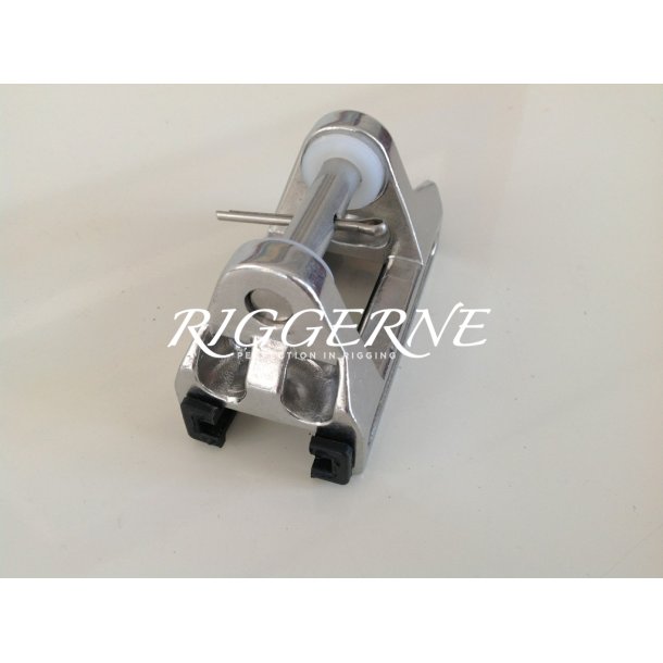 Sparcraft Spinnaker Pole slider For Bell and Up-Down haul. For 32x5,5mm track
