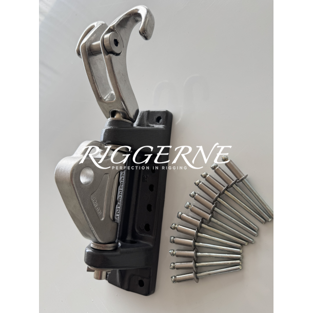 Selden Svanehalsbeslag til bom B171/172 med kroge